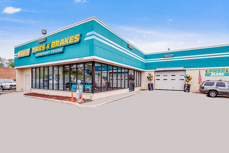 Store_1073 Tire Shop & Auto Repair in Niles, Illinois